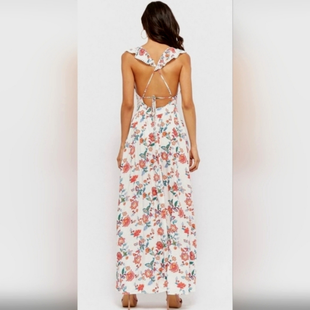 NWOT Forever 21 Maxi Dress Plunge Neck Ruffle Strappy Cross Back Flowy Floral